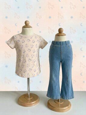 Cat & Jack Girls Unicorn Tee Flare Jeans Outfit Size 4/5